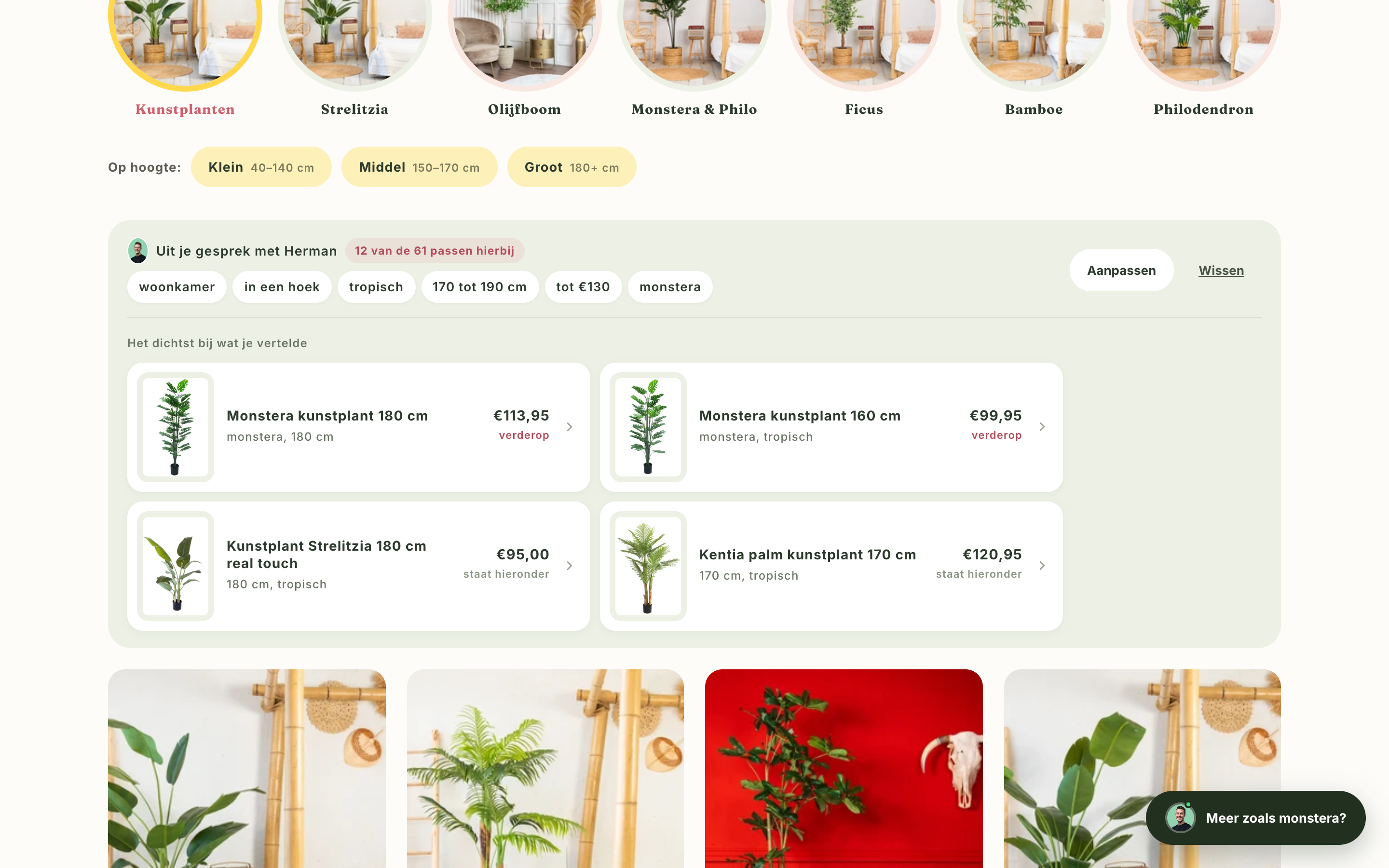 Schermafbeelding van de collectiepagina kunstplanten op neverleafs.nl. Bovenin een balk met de tekst uit je gesprek met Herman, het label 12 van de 61 passen hierbij en zes chips: woonkamer, in een hoek, tropisch, 170 tot 190 cm, tot 130 euro en monstera. Daaronder vier voorgestelde planten met prijs, en daaronder het gewone productraster.